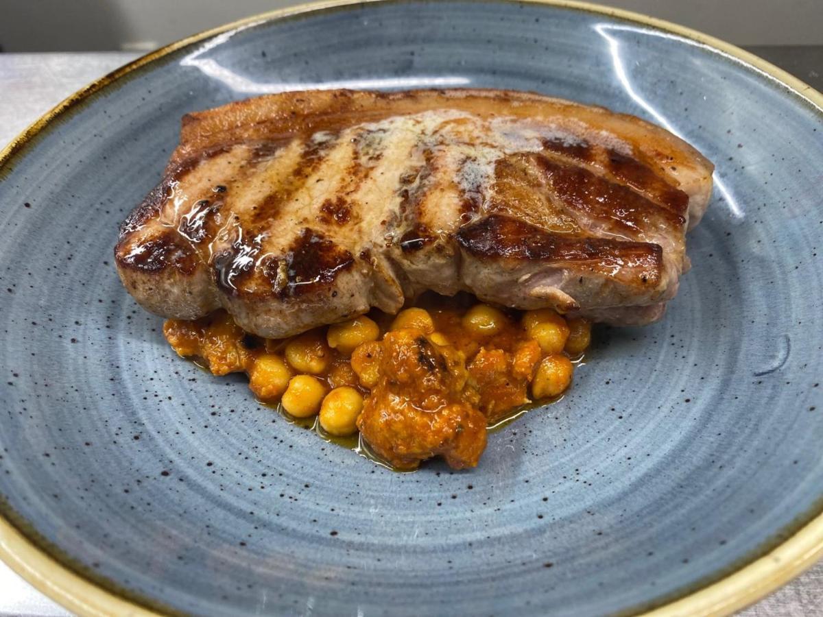 The Gordon Arms Restaurant With 3* Yarrow